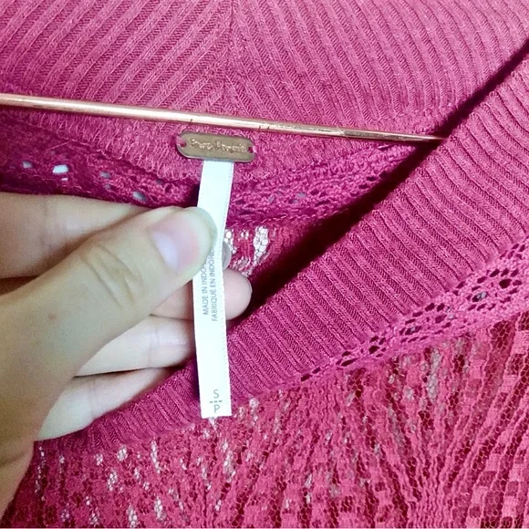 ⭐️Host Pick!⭐️FREE PEOPLE Spring Valley Waffle Knit Top In Cochineal (Pink) L/XL - Picture 8 of 10